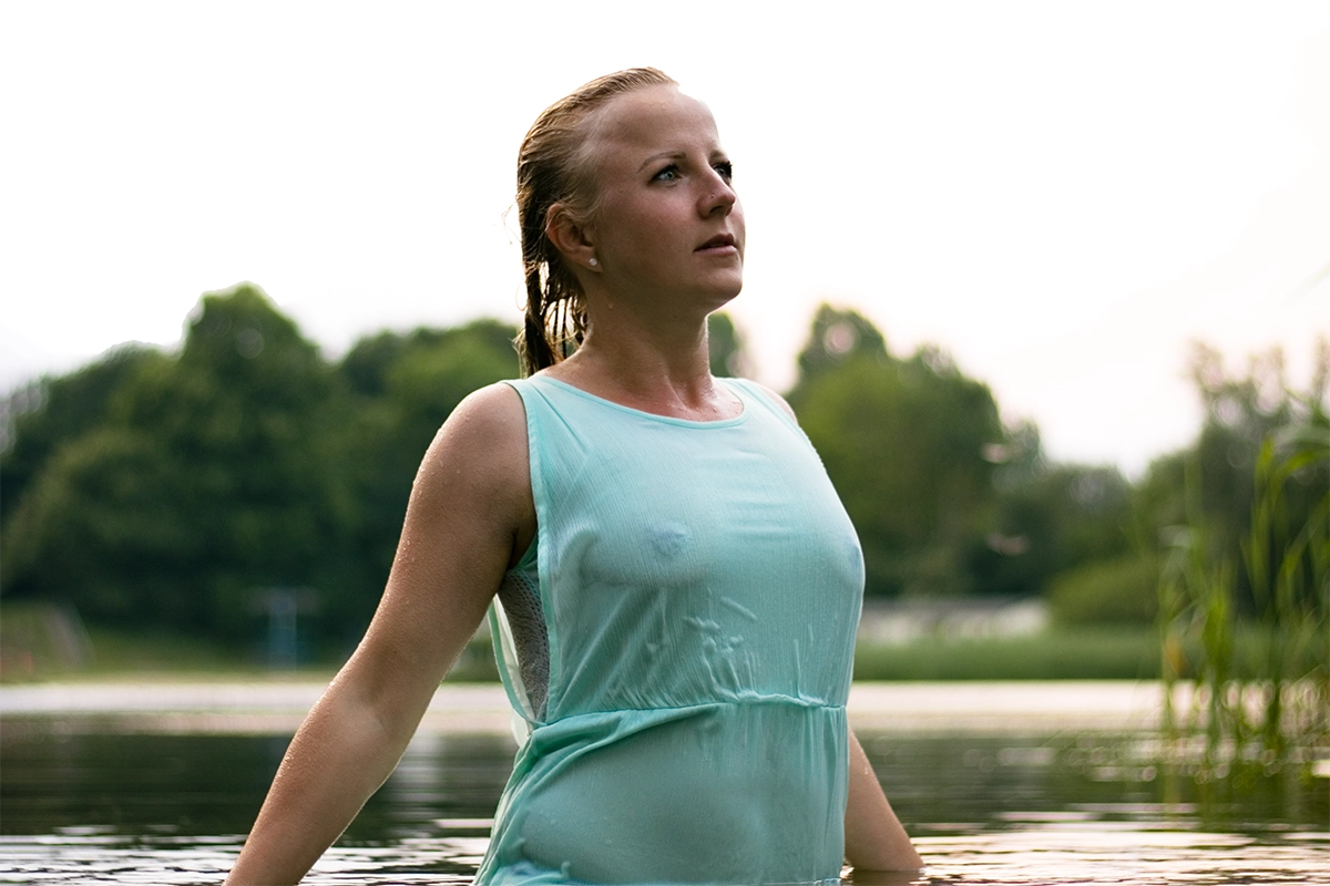 Wet-Look Outdoor Portrait Stralsund
